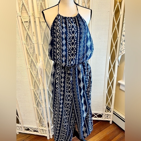 Lulu's Jumpsuit Sparrow Blue White Aztec Print Crop Length Halter Tie size Large - Picture 4 of 16